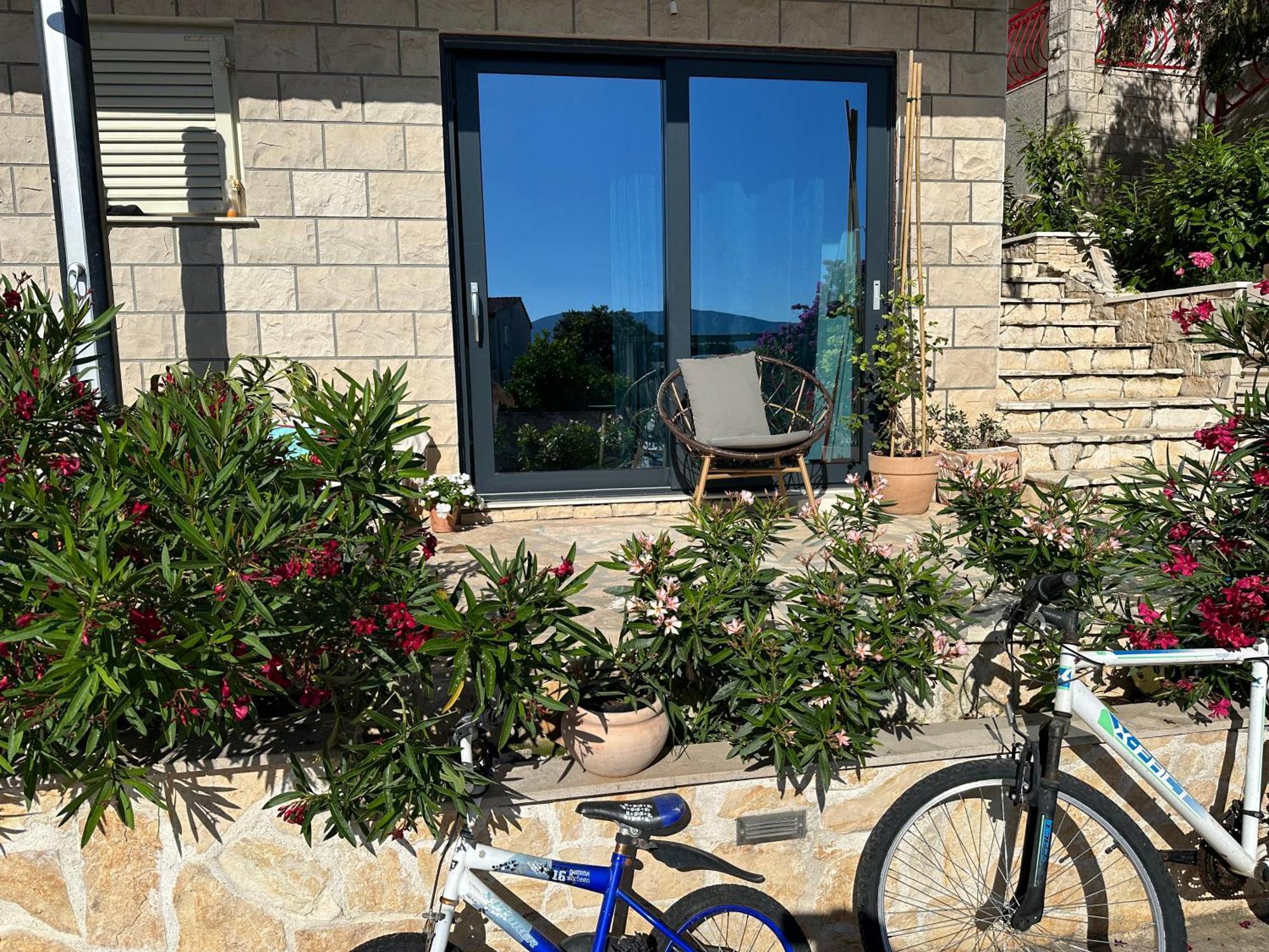 Seaview And Relax Apartment Lumbarda Exterior photo